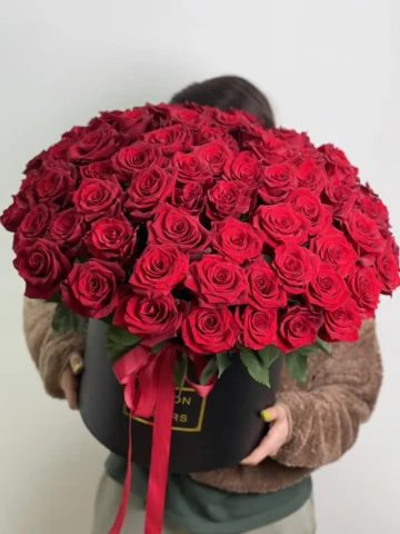 77 roses in a box