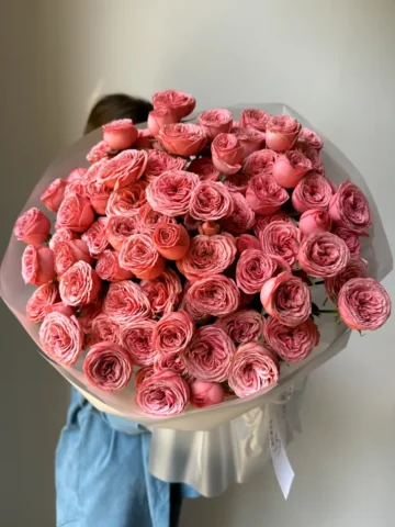 Bouquet of 19 Hawi roses